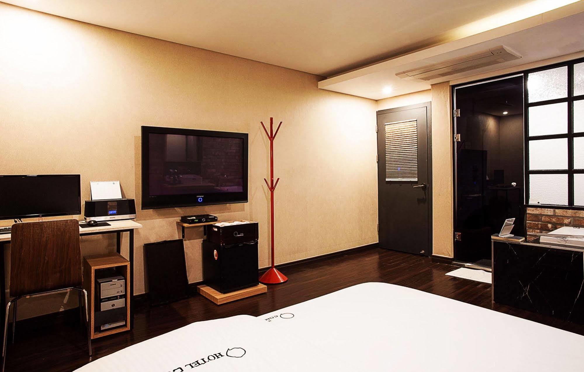 Comma Hotel Busan Exterior foto
