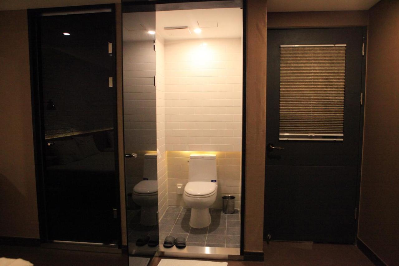 Comma Hotel Busan Exterior foto